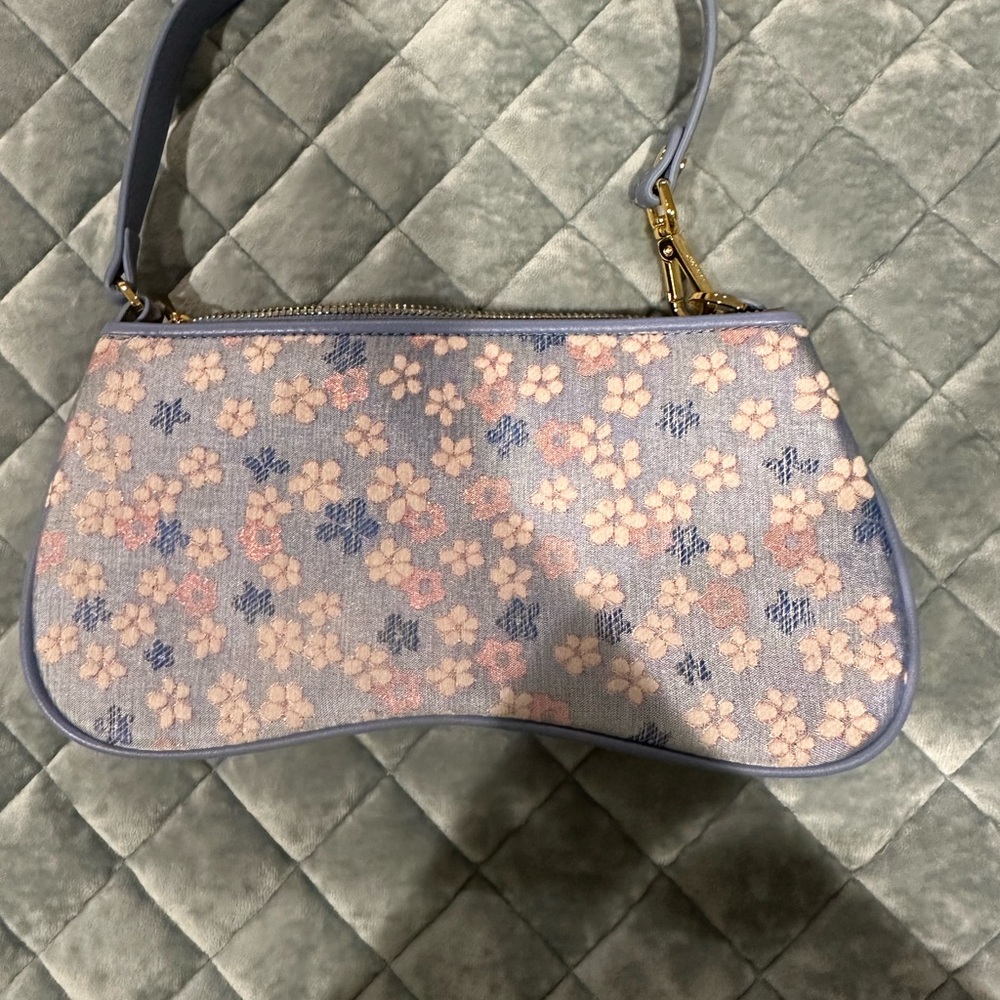 Bag - Picture 3 of 5